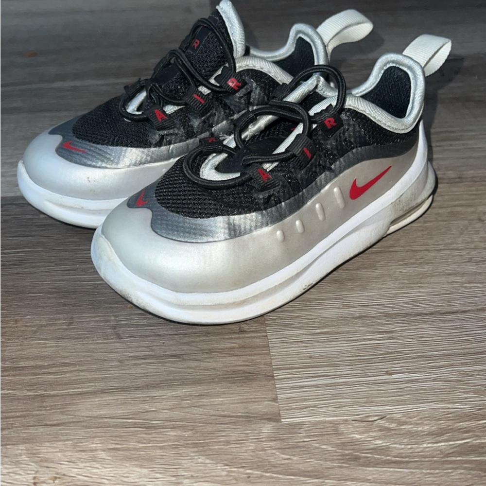 Nike Kids Black and White Sneakers